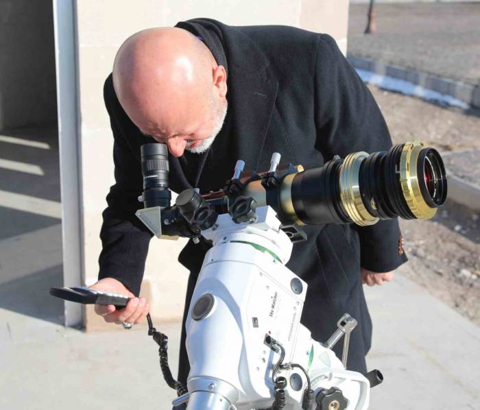 Başkan Çolakbayrakdar: "Bir Belediye, Vizyonunu Dünya Ötesine Taşıyor"