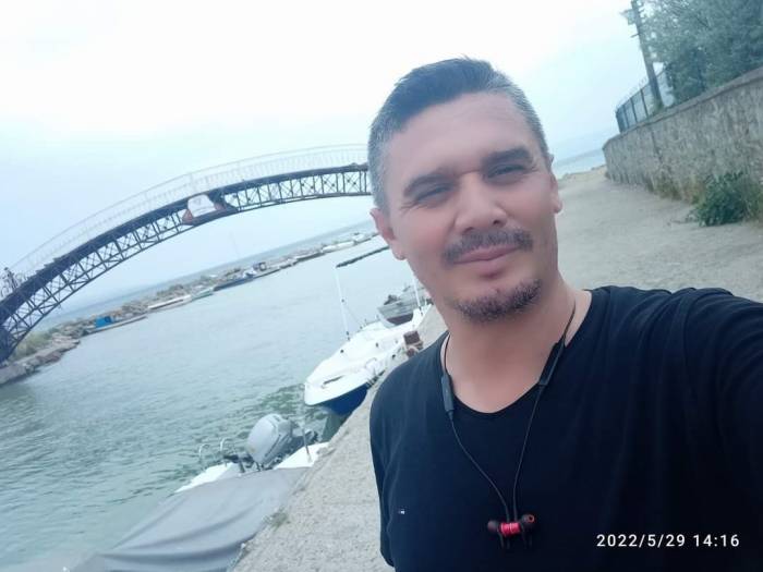 Tır Şoförü Elektrik Akımına Kapılarak Can Verdi