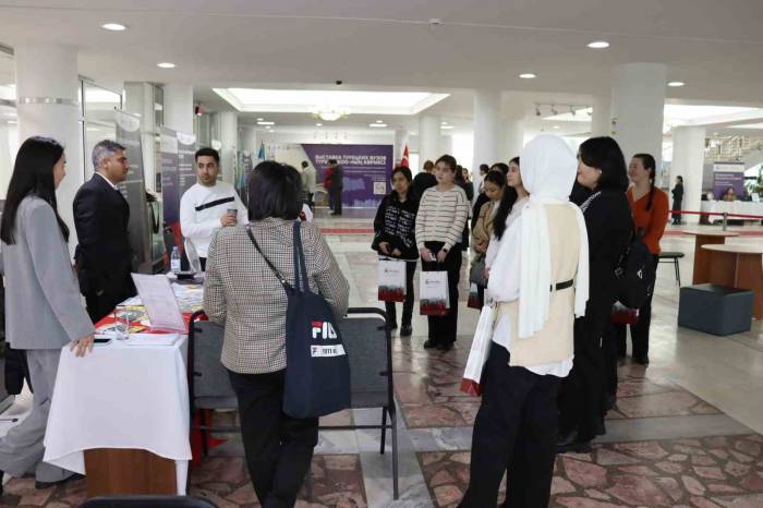 Siirt Üniversitesi Kazakistan’da Uluslararası Eğitim Fuarına Katıldı