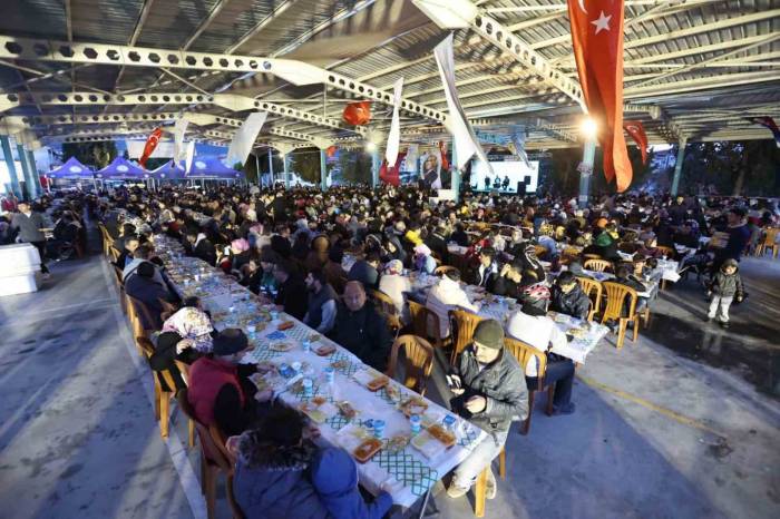 Merkezefendi’nin Gönül Sofrası Gültepe’de Kuruldu