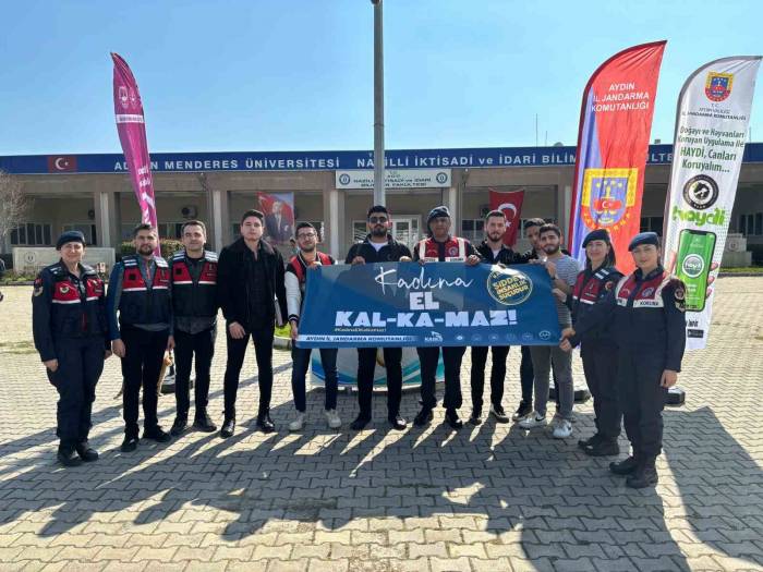 Jandarma Üniversite Öğrencilerini Bilgilendirdi