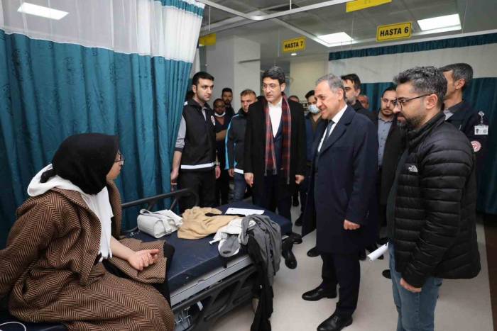 Bingöl’deki Otobüs Kazasında Yaralı Sayısı 21’e Yükseldi