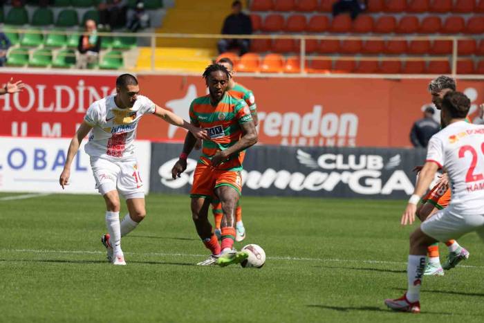 Trendyol Süper Lig: Alanyaspor: 1 - Kayserispor: 0 (Maç Sonucu)