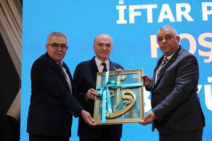 Başkan Faruk Özlü Yeni Galericiler Sitesi İçin Söz Verdi