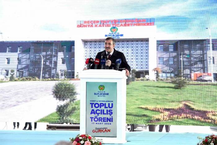 Cumhurbaşkanı Yardımcısı Yılmaz: “Yıl Sonunda 200 Bin Konut Hak Sahiplerine Teslim Edilecek”