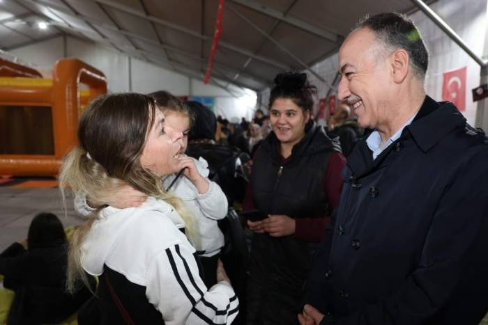 Ak Parti’nin Başkan Adayı Saygılı Vatandaşlarla Bir Araya Geldi