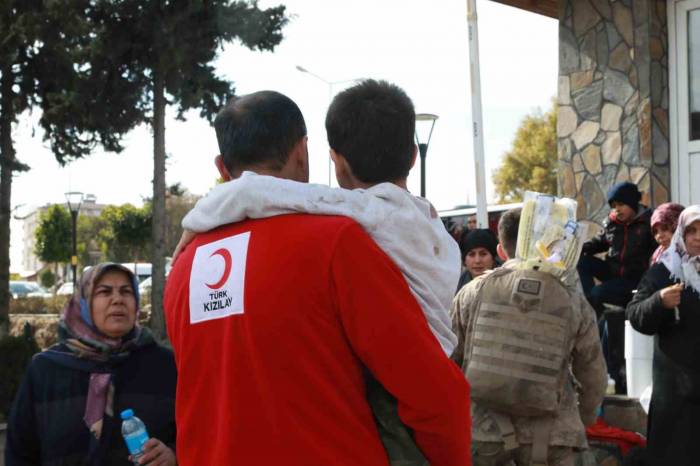 Kızılay Yetimlerin İhtiyaçlarını Ramazan’da Da Karşılıyor