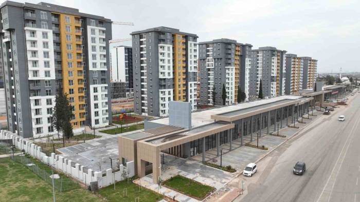 Kepez Güneş Mahallesi’nde Anahtarlar Veriliyor