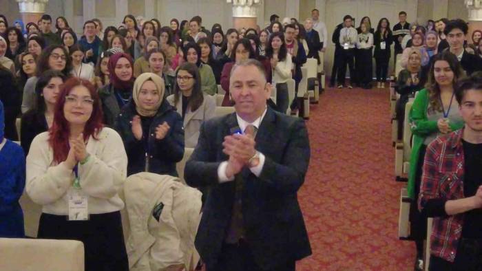 Cumhurbaşkanı Erdoğan’ın Bağımlılıkla Mücadele Çalışmalarına İş İnsanı Hasan Yıldız’dan Tam Destek