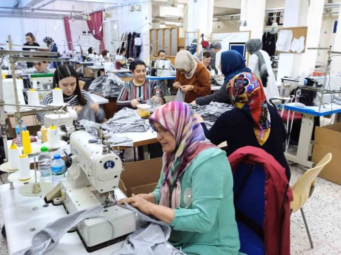 Denizli Milli Eğitim, Filistin İçin İnsani Yardım Kampanyası Düzenledi