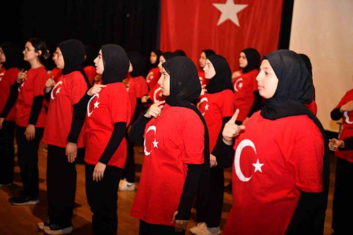 Esenyurt’ta Çanakkale Zaferi’nin 109. Yılı Kutlandı