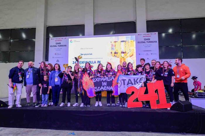 Türkiye’nin Bilim Kahramanları İzmir’de Buluştu