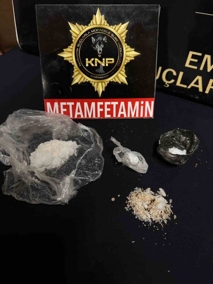 Polisin Durdurduğu Araçtan Uyuşturucu Çıktı: 2 Tutuklama