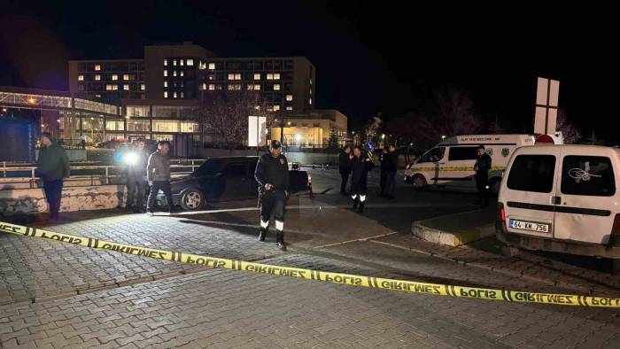 Uşak’ta Silahlı Kavgada Bir Kişi Ağır Yaralandı