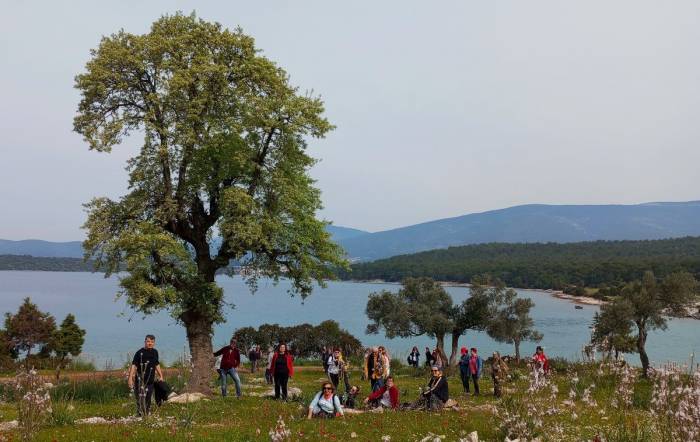 Doğaseverler, Kıyı Kirliliğine Dikkat Çekti