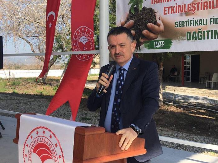 Eski Tarım Ve Orman Bakanı Pakdemirli: "Evlatlarımızı Tarım Yapmaya İkna Etmemiz Gerekiyor"