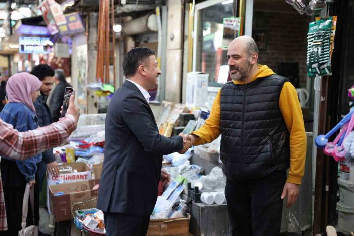 Hamza Dağ’dan Basmane Esnafına Müjde