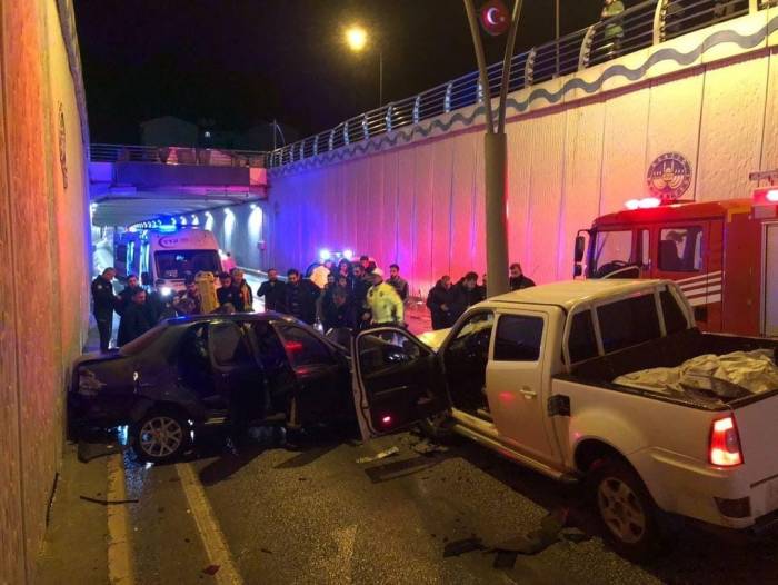 Elazığ’da Trafik Kazası: 2 Yaralı