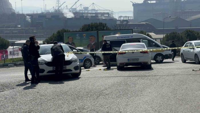 Öldürdüğü Husumetlisinin Başında Bekledi