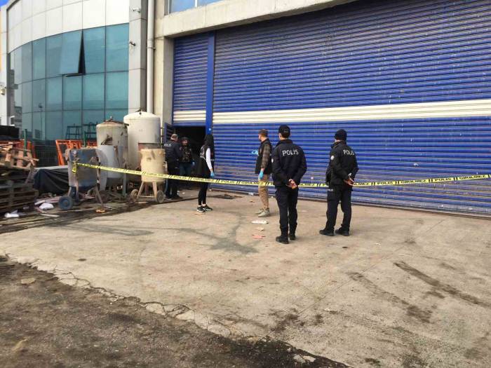 Kiracısına Dehşeti Yaşattı