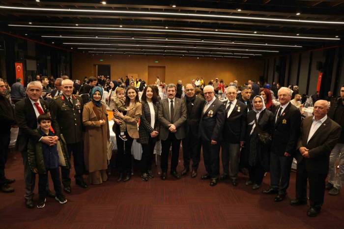 Vali Tavlı: “Şehit Ailelerimizin Ve Gazilerimizin Rızalarını Almayı Boynumuzun Borcu Olarak Görüyoruz”