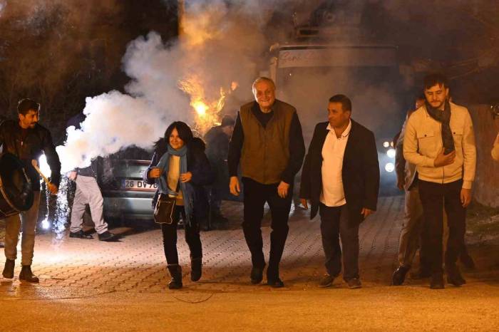 Başkan Bakkalcıoğlu, Roman Hemşerileriyle Buluştu