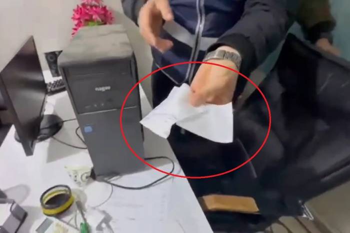 Diyarbakır’da Emlak Ofisine Sanal Bahis Baskını: 4 Gözaltı