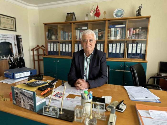 Fahri Trafik Müfettişlerinin Park Cezası Yazma Yetkileri Askıya Alındı