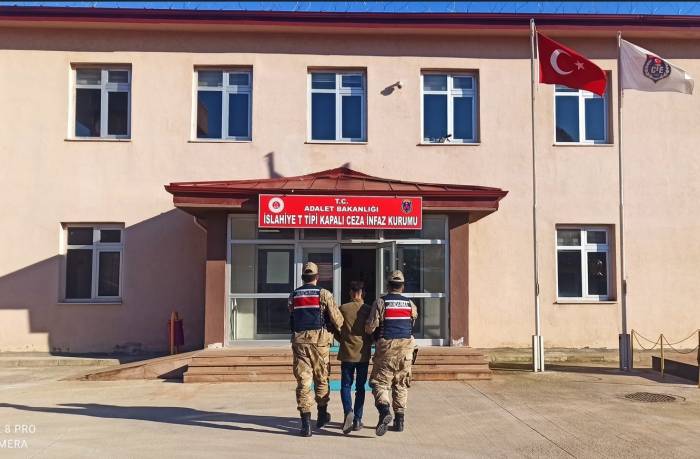 Gaziantep’te 3 Kaçak Göçmen Organizatörü Yakalandı