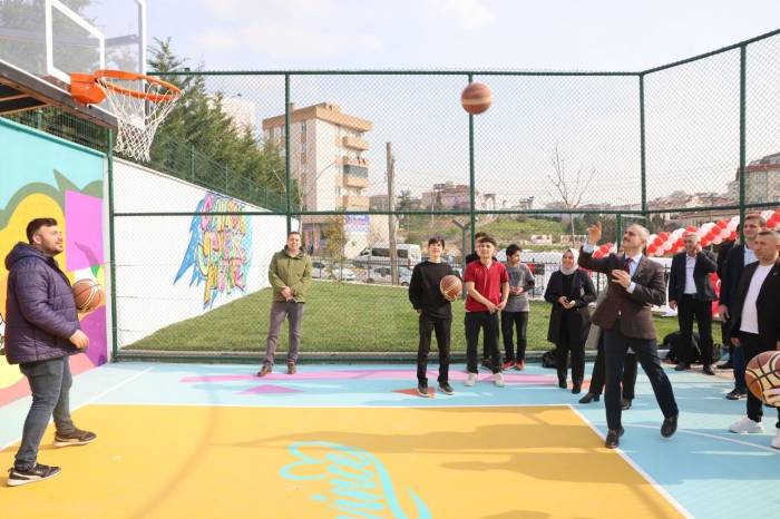 Bu Merkez Çayırova’da Gençlerin Yeni Gözde Mekanı Olacak