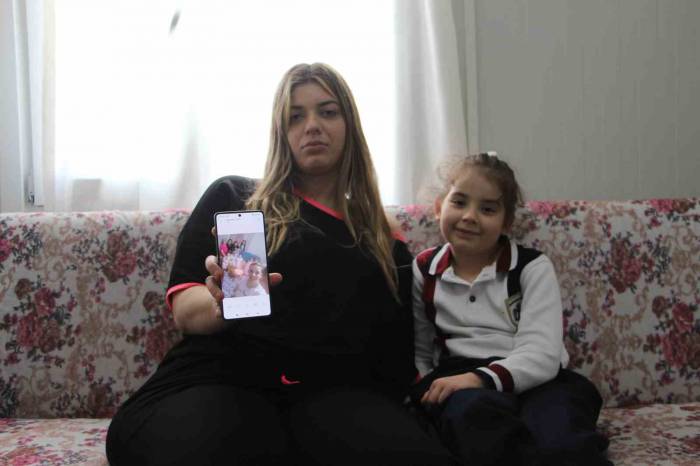 Depremde 2 Kızını Kaybeden Anne, Hayata Tutunma Sebebi Olan İrem’e Umut Olmak İstiyor