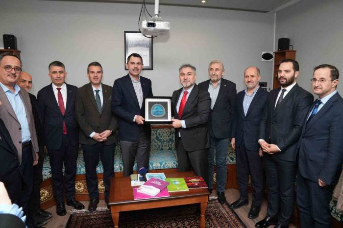 Murat Kurum: “Bu Seçimde Aslında İstanbul’un Deprem Korkusunun, Ulaşım Çilesinin Giderilmesini Oylayacağız"