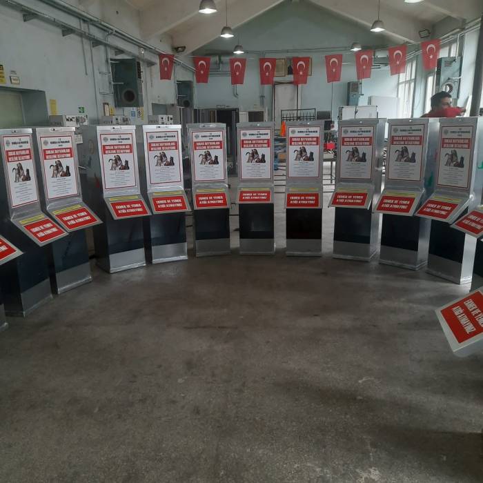 Niğde’de Sokak Hayvanları İçin Besleme İstasyonları Kuruldu