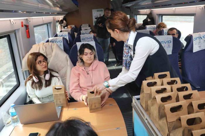 Tcdd Taşımacılıktan Örnek Davranış