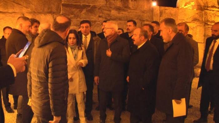 Bakan Uraloğlu: "Bu Eserleri Korumak Bize Yakışır"
