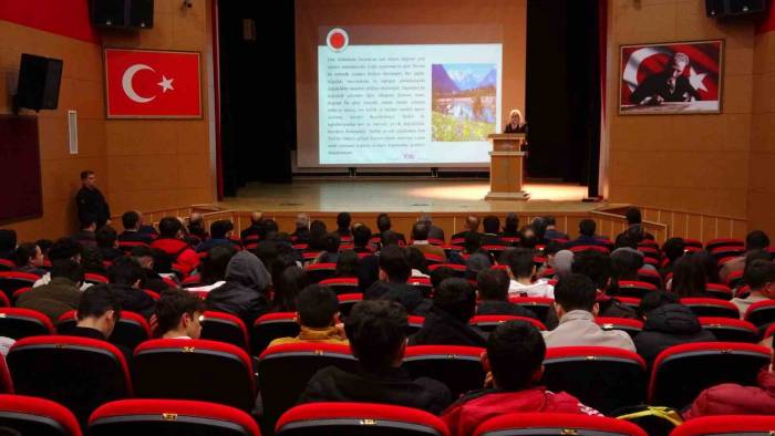 Yozgat’ta Nevruz Bu Yıl Salonda Kutlandı