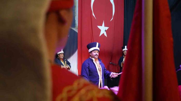 Baharı Beklerken Kış Geri Döndü: Nevruz Coşkusu Salonda Yapıldı