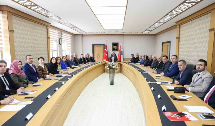 Vali Tavlı: “Çocuk, Kadın, Engelli Ve Yaşlılar İçin Tüm İmkanlar Kullanılarak”