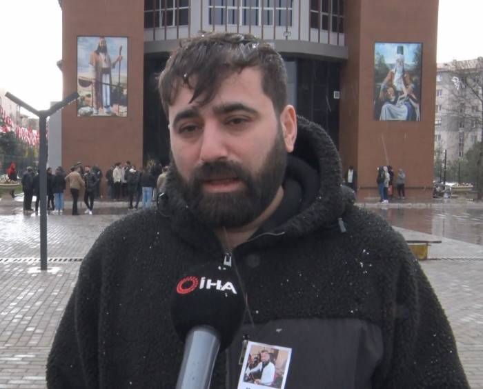 Trafik Kazasında Öldüğü Sanılan Ses Sanatçısının Oğlu Babasının İntihar Ettiğini Söyledi