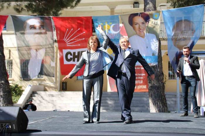 Adaylıktan Çekilen İyi Partiliden Şok Çıkış; “Chp Adayına Asla Oy Vermem”