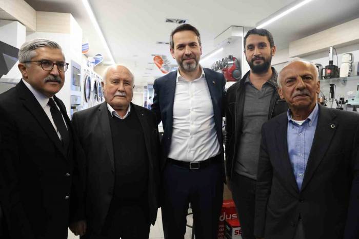 Bakan Bayraktar: “Hiçbir Şeyden Endişe Etmeyin, Devletimiz Burada Ve Sizlerin Yanında”