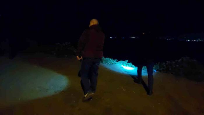 Denize Araç Uçtuğu İhbarı Ekipleri Seferber Etti