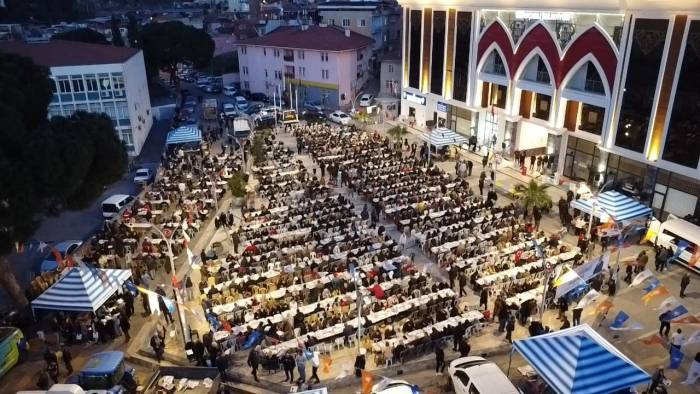 Koçarlılılar Belediyenin Gönül Sofrasında Buluştu