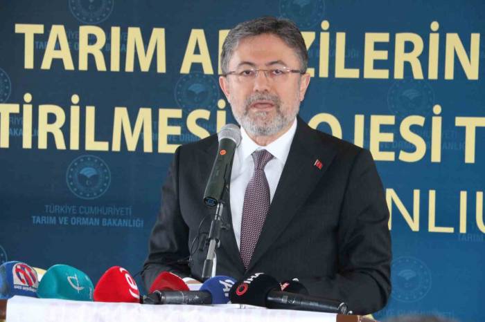 Bakan Yumaklı: “Kullandığımız Tohumların Yüzde 97’si Bu Topraklarda Üretilmektedir”