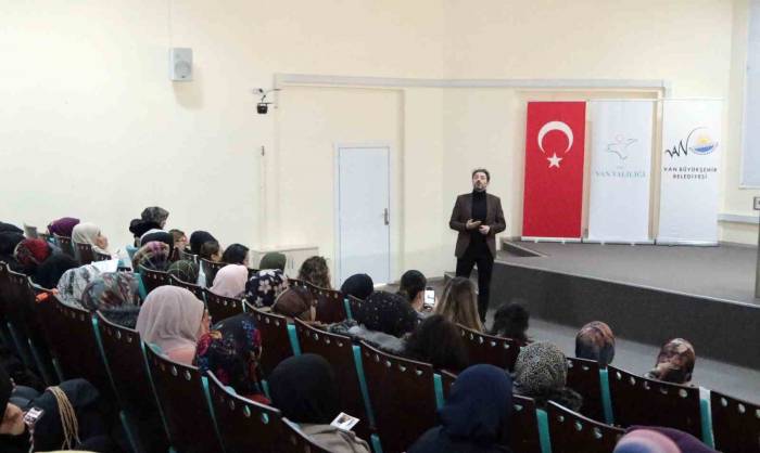 Van’da ‘Yaşlılara Saygı Haftası’ Etkinliği