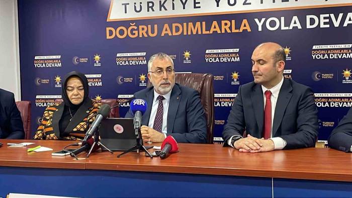 Bakan Işıkhan: “2023 Yılında Türkiye Ekonomisi Yüzde 4,5 Büyüdü”