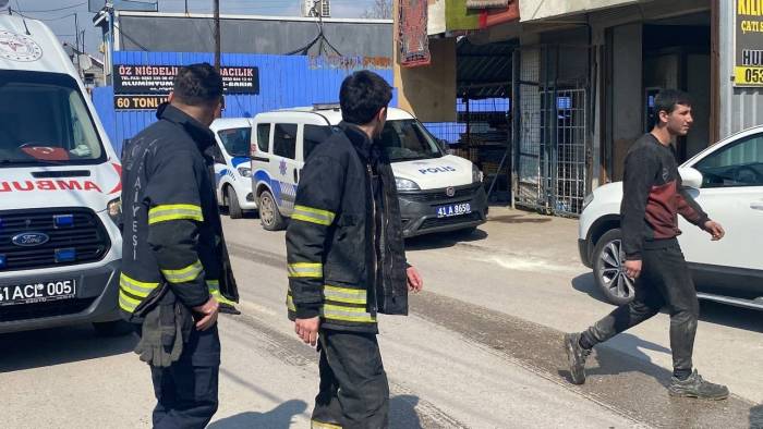 Kaynak Kıvılcımı Yangına Sebep Oldu: 4 Yaralı