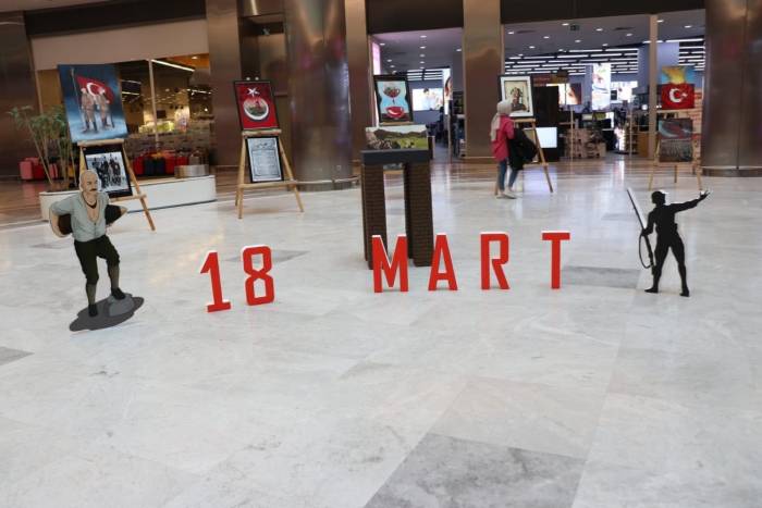 Afyonkarahisar’da Açılan Sergi, Çanakkale Şehitlerini Anlatıyor