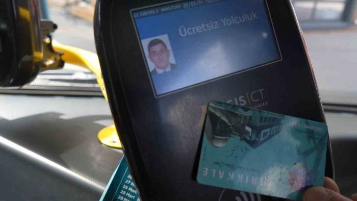 Şehit Yakınları Ve Gaziler, Otobüslerde ’vatan Size Minnettar’ Anonsu İle Karşılanıyor