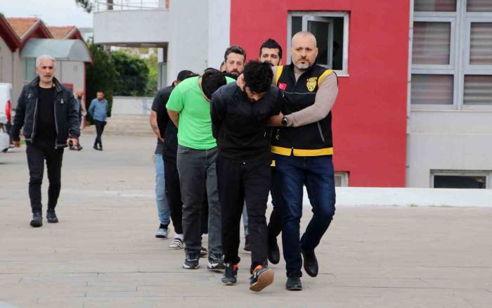 Motosiklet Hırsızları Polisten Kaçamadı